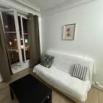 Apartment Entier Paris, France *
